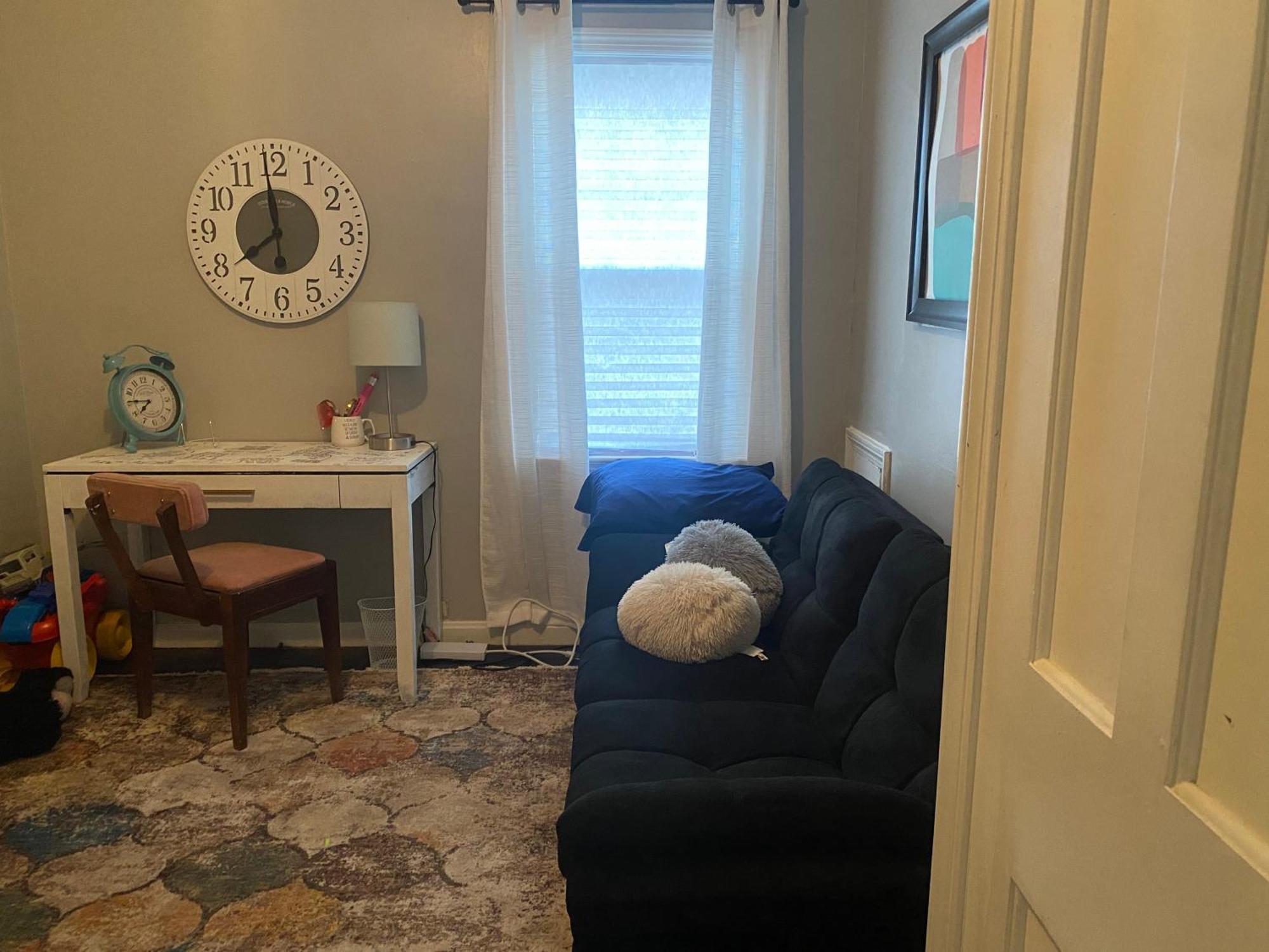 Cozy, 1St Floor Apartment 2Bdrms Plus Semi Private Room With Futon Pets With Fee Family Friendly Close To Everything Cleveland Luaran gambar
